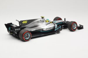 Mercedes AMG Petronas W08 V. Rossi Ride Swap Valencia December 2019 Minichamps 1:18 110191746 Kov – obrázok 2 z 6
