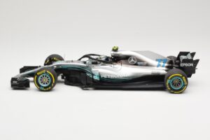 Mercedes AMG Petronas W09 #77 V. Bottas F1 2018 Minichamps 1:18 110180077 Kov – obrázok 3 z 6