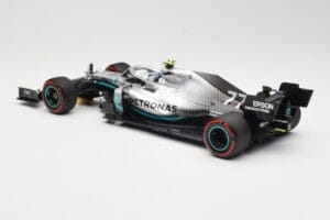 Mercedes AMG Petronas W10 #77 V. Bottas British GP 2019 Minichamps 1:18 110191077 Kov – obrázok 5 z 6