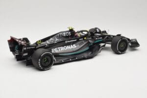 Mercedes AMG Petronas W14 E Performance #44 L. Hamilton Bahrain GP 2023 Minichamps 1:18 110230144 Kov – obrázok 2 z 6