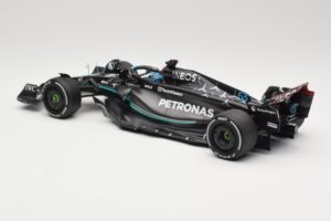 Mercedes AMG Petronas W14 E Performance #63 G. Russell Australian GP 2023 Minichamps 1:18 110230363 Kov – obrázok 5 z 6