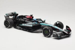 Mercedes AMG Petronas W15 E Performance #63 G. Russell Winner Austrian GP 2024 Minichamps 1:18 110241163 Kov – obrázok 4 z 6