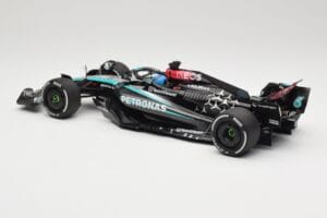Mercedes AMG Petronas W15 E Performance #63 G. Russell Winner Austrian GP 2024 Minichamps 1:18 110241163 Kov – obrázok 5 z 6