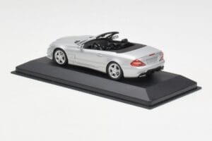 Mercedes AMG SL63 R230 Strieborný Wheels Type 2 Minichamps 1:43 SL63001 Kov – obrázok 3 z 4