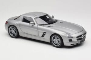 Mercedes AMG SLS C197 Grey Metallic Minichamps 1:18 100039025 Kov – obrázok 6 z 8