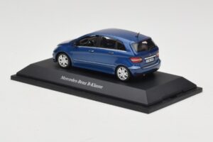 Mercedes B-Class W245 Lotus Blue Metallic Minichamps 1:43 B66962407 Kov – obrázok 3 z 4