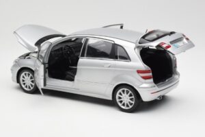 Mercedes B-Class W245 Strieborný Kyosho 1:18 B66962326 Kov – obrázok 5 z 8