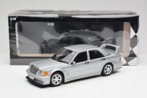 Mercedes 190E W201 2.5-16 EVO 2 Astral Strieborný Metallic Minichamps 1:18 155036101 Kov – obrázok 6 z 6