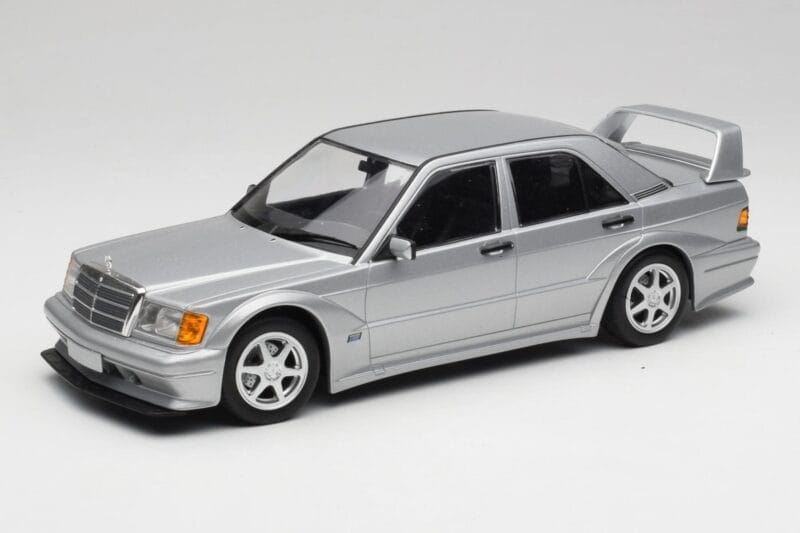 Mercedes 190E W201 2.5-16 EVO 2 Astral Strieborný Metallic Minichamps 1:18 155036101 Kov