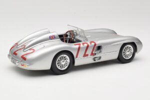 Mercedes 300 SLR W196S #722 S. Moss / D. Jenkinson Mille Miglia Winner 1955 Maisto 1:18 536887 Kov – obrázok 3 z 8