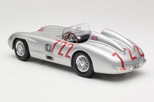 Mercedes 300 SLR W196S #722 S. Moss / D. Jenkinson Mille Miglia Winner 1955 Maisto 1:18 536887 Kov – obrázok 7 z 8