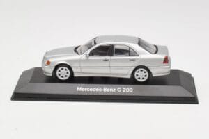 Mercedes C 200 W202 Iridium Silver Minichamps 1:43 B66040488 Kov