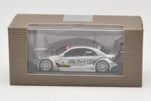 Mercedes C-Class C203 #4 J. Alesi HWA DTM 2005 Minichamps 1:43 B66962230 Kov – obrázok 4 z 4