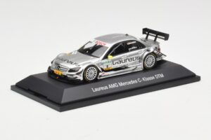 Mercedes C-Class C204 #8 R. Schumacher HWA DTM 2010 Minichamps 1:43 B66961414 Kov – obrázok 2 z 4
