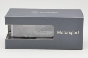 Mercedes C-Class C204 #8 R. Schumacher HWA DTM 2010 Minichamps 1:43 B66961414 Kov – obrázok 4 z 4