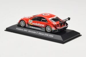 Mercedes C-Class W203 #2 B. Schneider DTM 2006 Minichamps 1:43 B66962252 Kov – obrázok 3 z 4