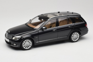 Mercedes C-Class W204 Estate Obsidian Black AUTOart 1:18 B66962349 Kov
