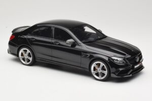 Mercedes C-Class W205 Brabus 650 Čierny GT Spirit 1:18 GT132 Živica – obrázok 4 z 6