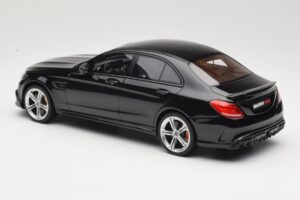 Mercedes C-Class W205 Brabus 650 Čierny GT Spirit 1:18 GT132 Živica – obrázok 5 z 6