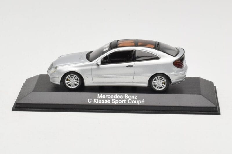 Mercedes C-Class W203 Sport Coupe Strieborný Minichamps 1:43 B66961916 Kov