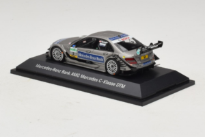 Mercedes C204 #3 B. Spengler HWA AG DTM 2010 Minichamps 1:43 B66960136 Kov – obrázok 3 z 5