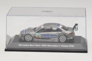 Mercedes C204 #3 B. Spengler HWA AG DTM 2010 Minichamps 1:43 B66960136 Kov – obrázok 4 z 5