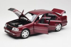 Mercedes AMG C36 W202 Almandine Červený Norev 1:18 B66040706 Kov – obrázok 2 z 8