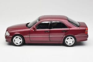 Mercedes AMG C36 W202 Almandine Červený Norev 1:18 B66040706 Kov – obrázok 4 z 8
