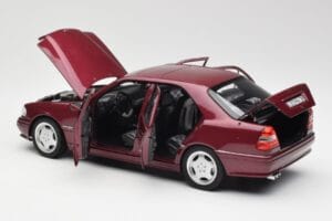 Mercedes AMG C36 W202 Almandine Červený Norev 1:18 B66040706 Kov – obrázok 5 z 8