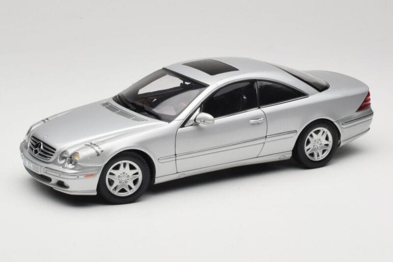 Mercedes CL 500 C215 Strieborný AUTOart 1:18 B66962152 Kov