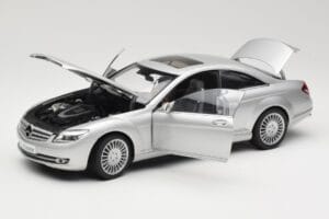 Mercedes CL-Class C216 Strieborný AUTOart 1:18 76164 Kov – obrázok 2 z 8
