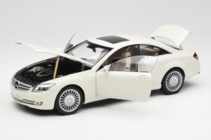 Mercedes CL500 C216 Calcit Biely AUTOart 1:18 B66962341 Kov – obrázok 2 z 8