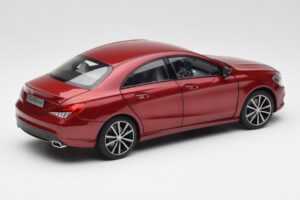 Mercedes CLA C117 Designo Patagonia Červený Metalíza Norev 1:18 B66960131 Kov – obrázok 3 z 8