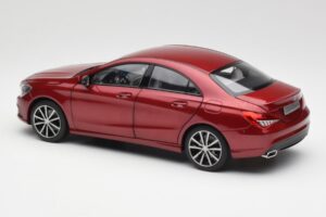 Mercedes CLA C117 Designo Patagonia Červený Metalíza Norev 1:18 B66960131 Kov – obrázok 7 z 8