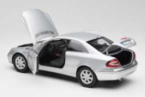 Mercedes CLK 500 C209 Strieborný Kyosho 1:18 B66962144 Kov – obrázok 5 z 8