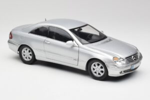 Mercedes CLK 500 C209 Strieborný Kyosho 1:18 B66962144 Kov – obrázok 6 z 8