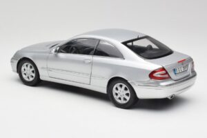 Mercedes CLK 500 C209 Strieborný Kyosho 1:18 B66962144 Kov – obrázok 7 z 8