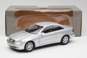 Mercedes CLK 500 C209 Strieborný Kyosho 1:18 B66962144 Kov – obrázok 8 z 8