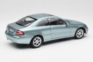 Mercedes CLK 500 W209 Svetlo Modrý Metalíza Kyosho 1:18 B66962192 Kov – obrázok 3 z 8