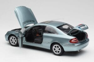Mercedes CLK 500 W209 Svetlo Modrý Metalíza Kyosho 1:18 B66962192 Kov – obrázok 5 z 8