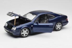 Mercedes CLK 55 AMG C209 Modrý Metalický Anson 1:18 30343 Kov – obrázok 2 z 8
