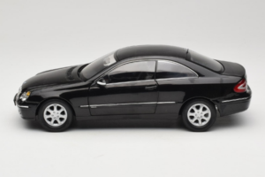 Mercedes CLK C209 Black Metallic Kyosho 1:18 B66962149 Kov – obrázok 4 z 8