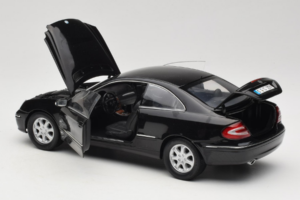 Mercedes CLK C209 Black Metallic Kyosho 1:18 B66962149 Kov – obrázok 5 z 8
