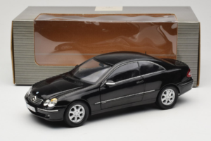 Mercedes CLK C209 Black Metallic Kyosho 1:18 B66962149 Kov – obrázok 8 z 8