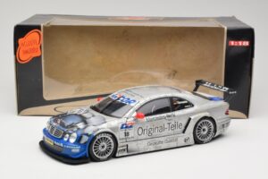 Mercedes CLK DTM #18 Persson Motorsport M. Tiemann DTM 2000 Maisto 1:18 538888 Kov – obrázok 8 z 8