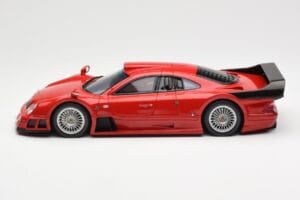 Mercedes CLK-GTR Super Sport Červený GT Spirit 1:18 GT910 Živica – obrázok 3 z 6