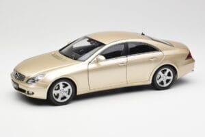 Mercedes CLS C219 Svetlo Béžová Zlatá Kyosho 1:18 08401LBE Kov