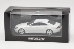 Mercedes CLS-Class C219 Linea Biely Minichamps 1:43 436034300 Kov – obrázok 4 z 4
