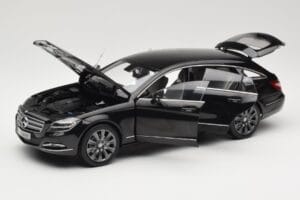 Mercedes CLS Shooting Brake X218 Obsidian Black Norev 1:18 B66960115 Kov – obrázok 2 z 8