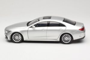 Mercedes CLS C257 Strieborný Norev 1:18 183489 Kov – obrázok 4 z 8